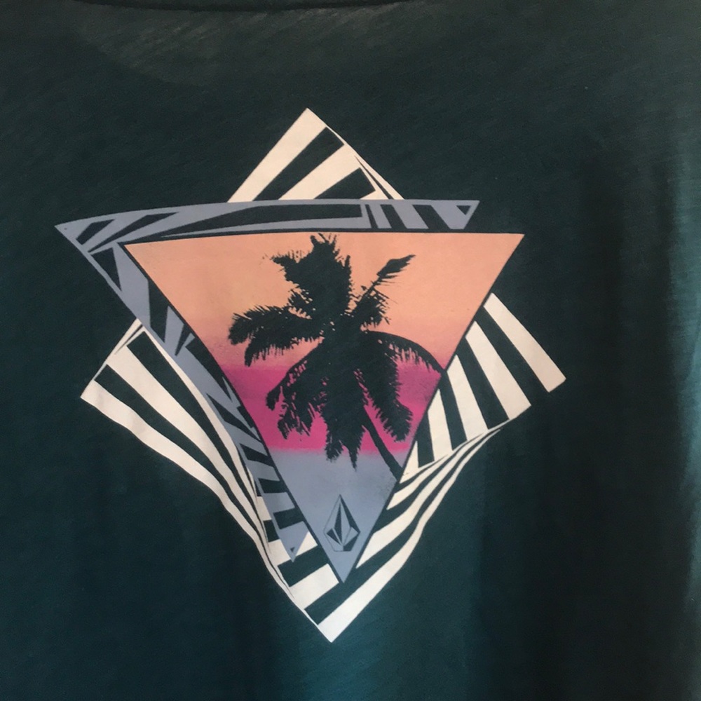 Volcom T shirt